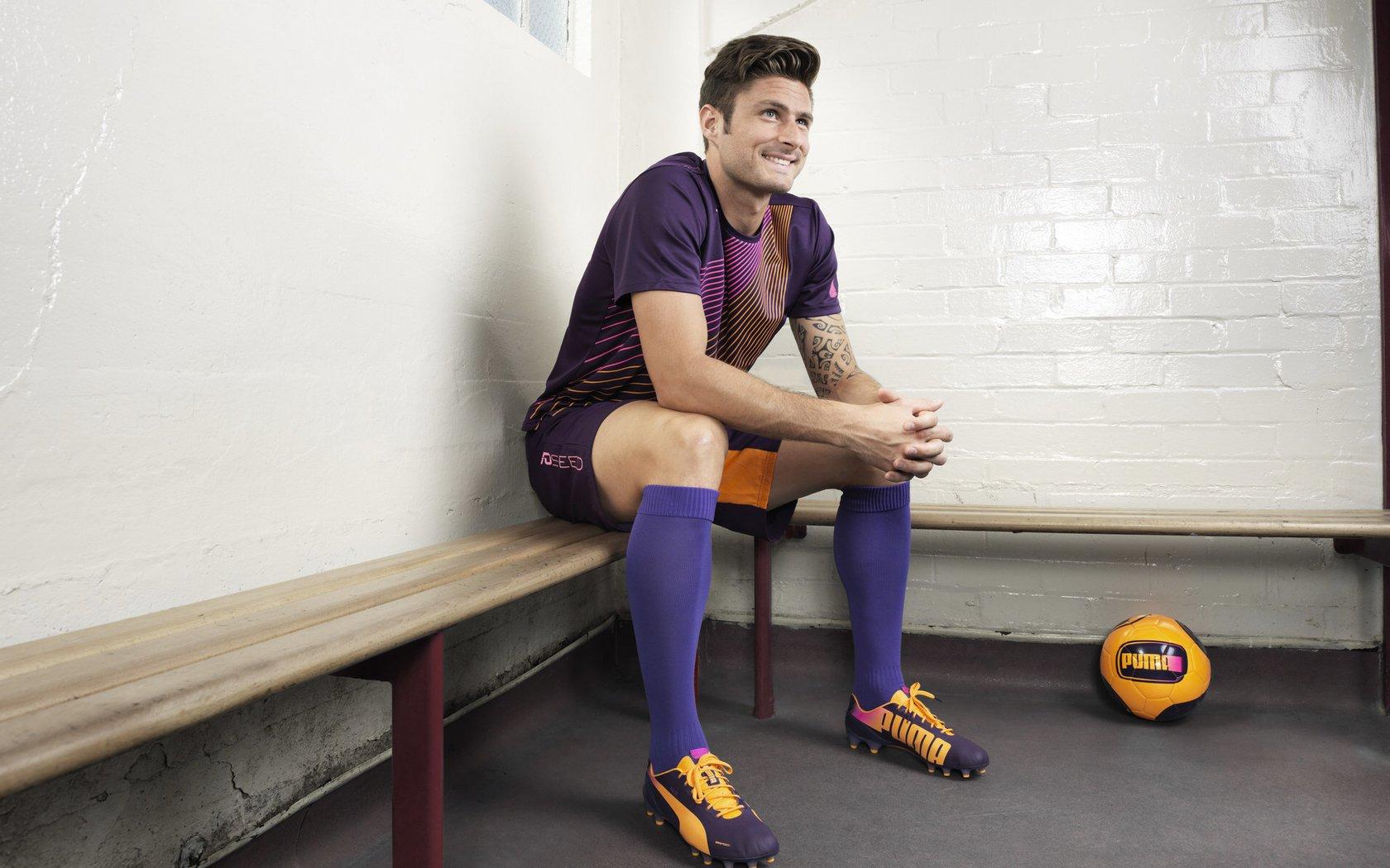 与三双失之交臂！约翰逊关键空接连线失误，老鹰撤下主力憾负收官战